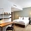 elaya hotel regensburg city center