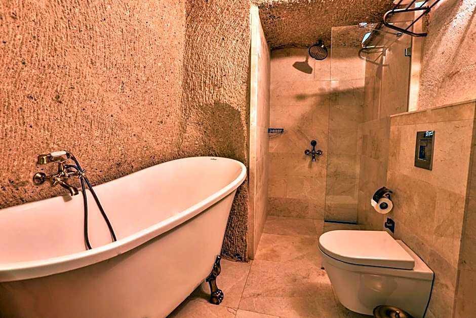 Caftan Cave Suites