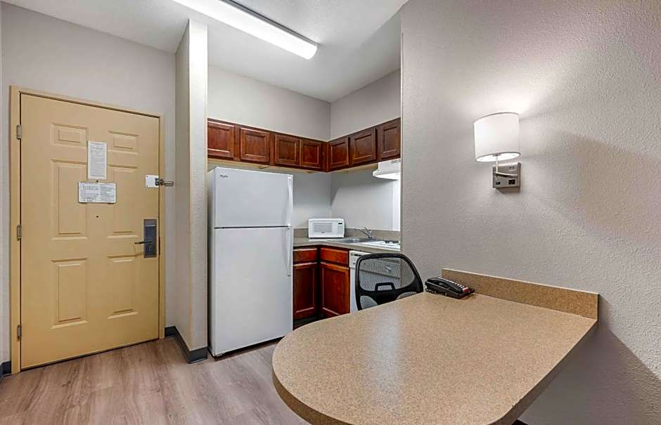 Extended Stay America Suites - Indianapolis - Airport - W. Southern Ave.