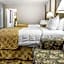 Clarion Hotel Mackinaw City Beachfront