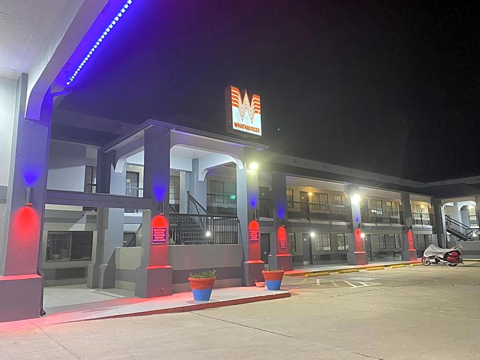 Texas Inn and Suites Raymondville