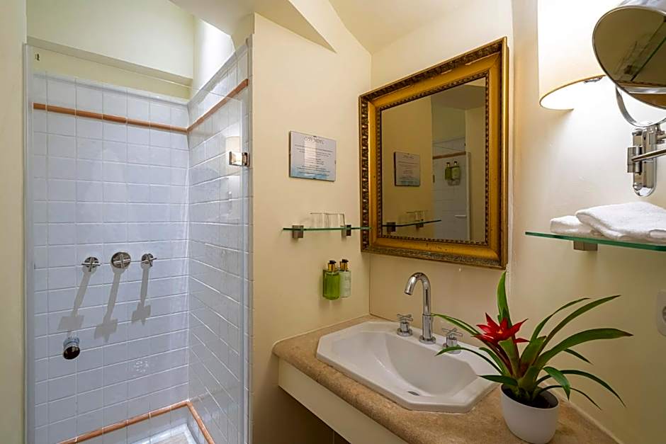 Ca's Xorc - Luxury Retreat & Restaurant