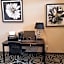 Okoboji Inn & Suites
