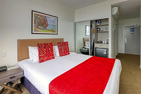 Deluxe Double Room - Non-Smoking