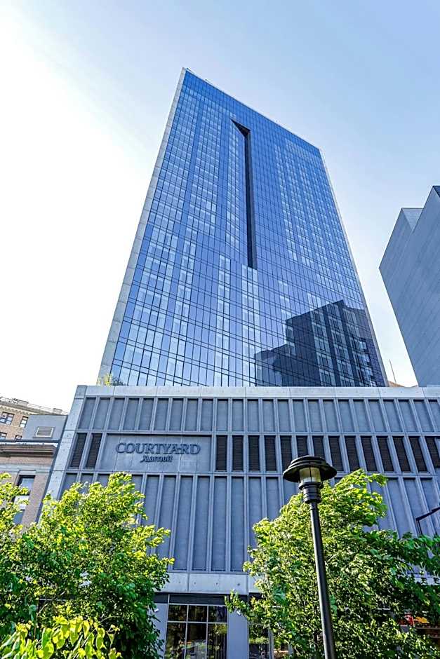 Courtyard by Marriott Long Island City/New York Manhattan View