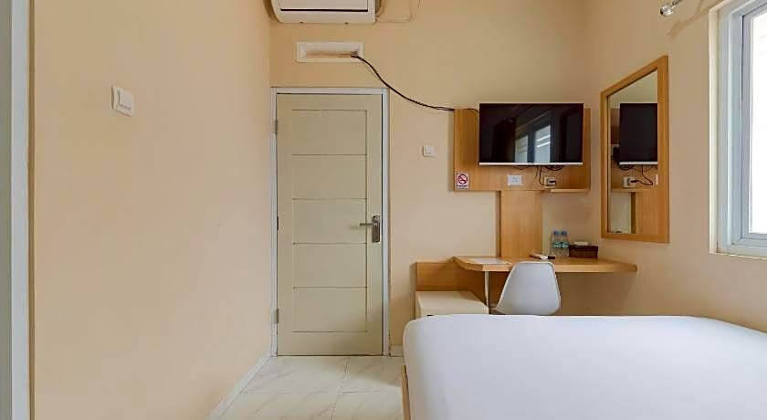 Urbanview Syariah Utami Inn Garut by RedDoorz