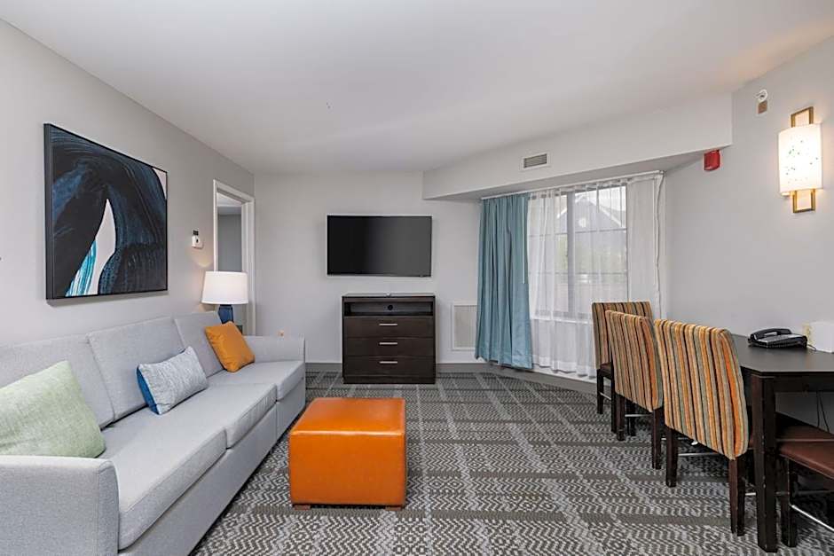 Staybridge Suites Madison - East By IHG