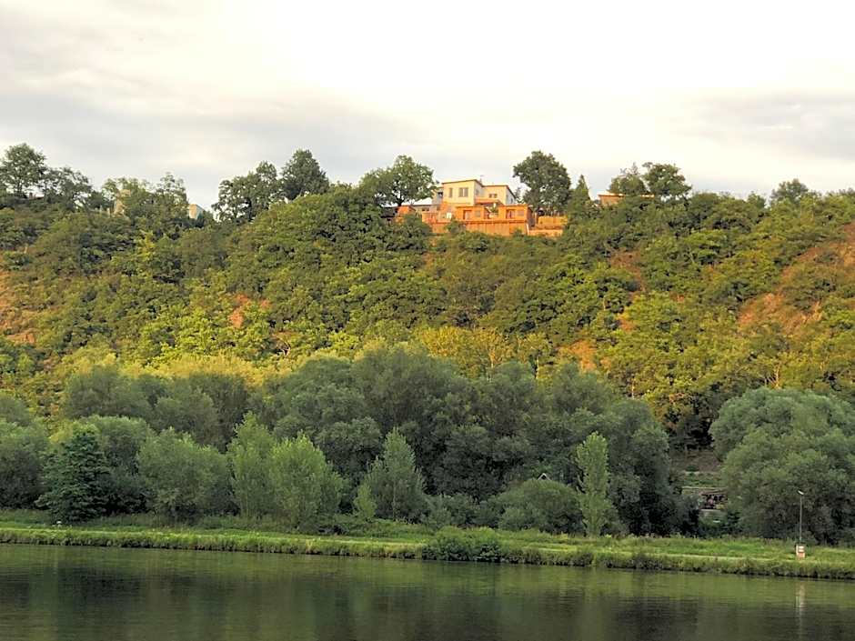 Apartmán - E - Vyhlídka nad řekou
