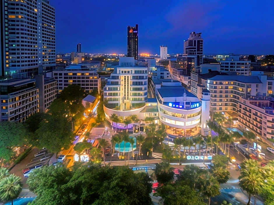 A-One The Royal Cruise Hotel Pattaya - SHA Extra Plus