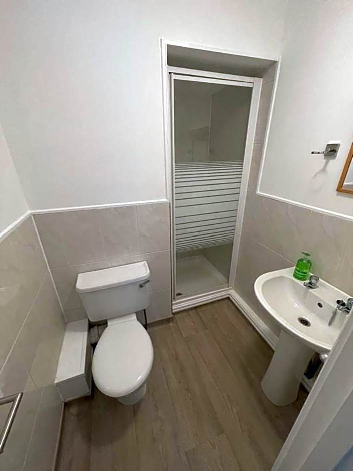 OYO The Old Victoria