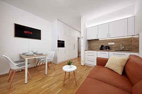 Medvědín 408: Mountain apartment with front garden