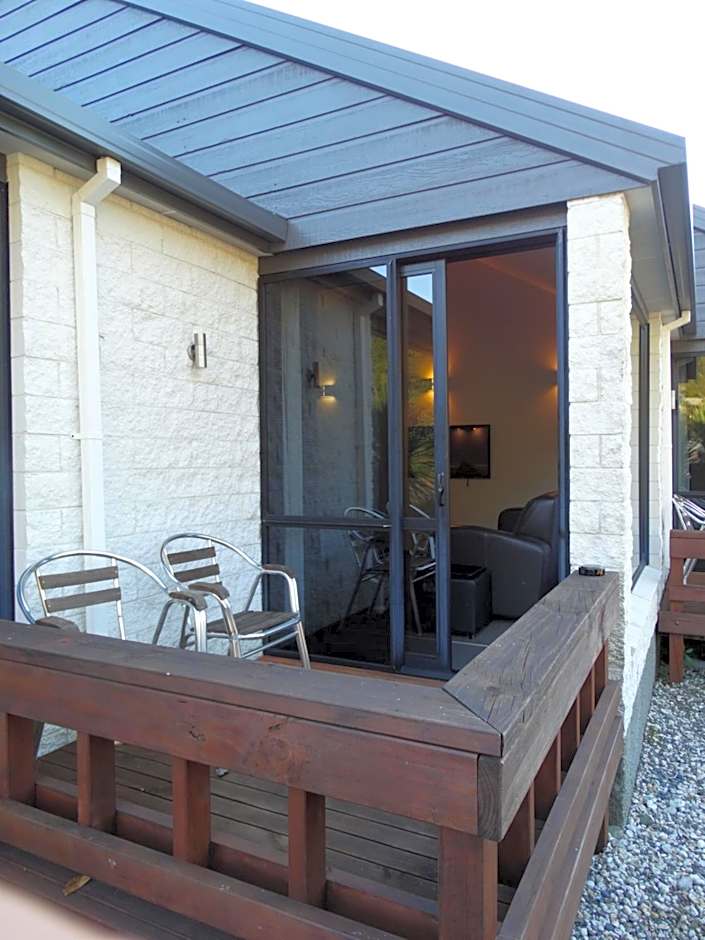 Alpine Glacier Motel