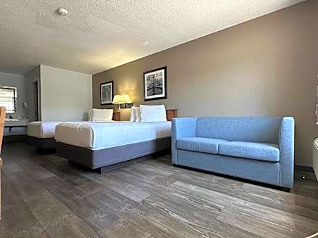 Deluxe Double Room with Extra Bed