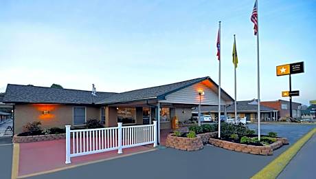 M-Star Hotel Searcy