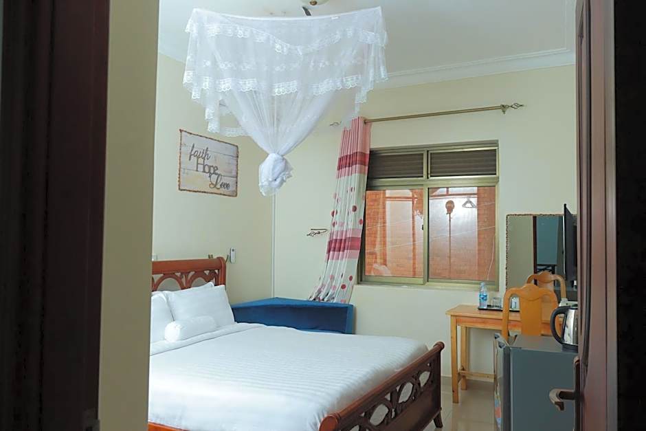 Mowicribs Hotel and Spa