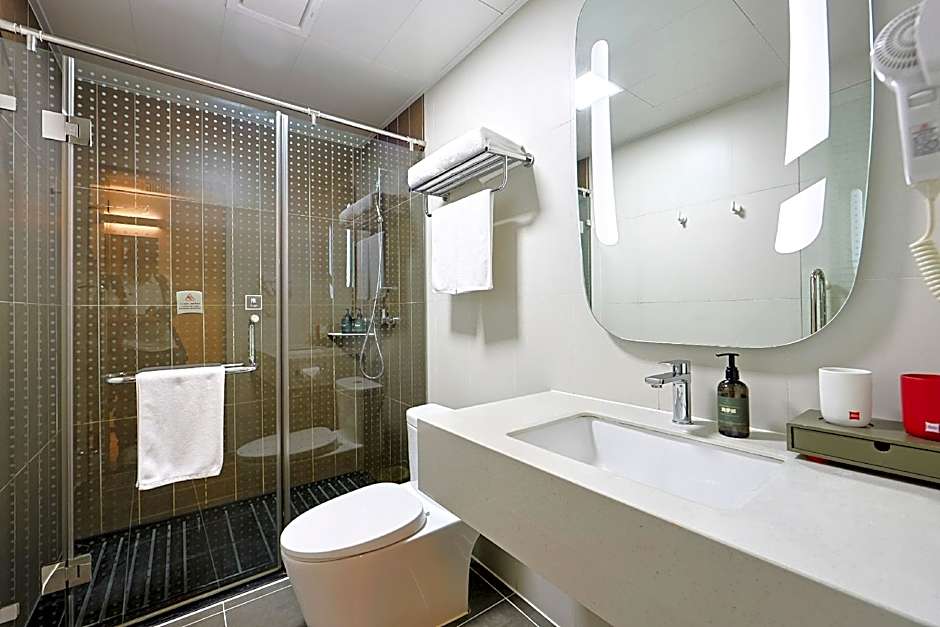 Ibis Hotel (Changchun Tongzhi Street)
