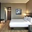 AC Hotel by Marriott Atlanta Airport Gateway