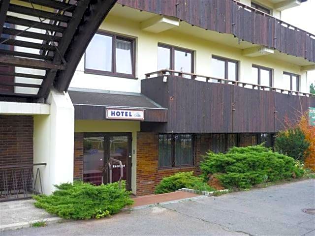 OAZA hotel