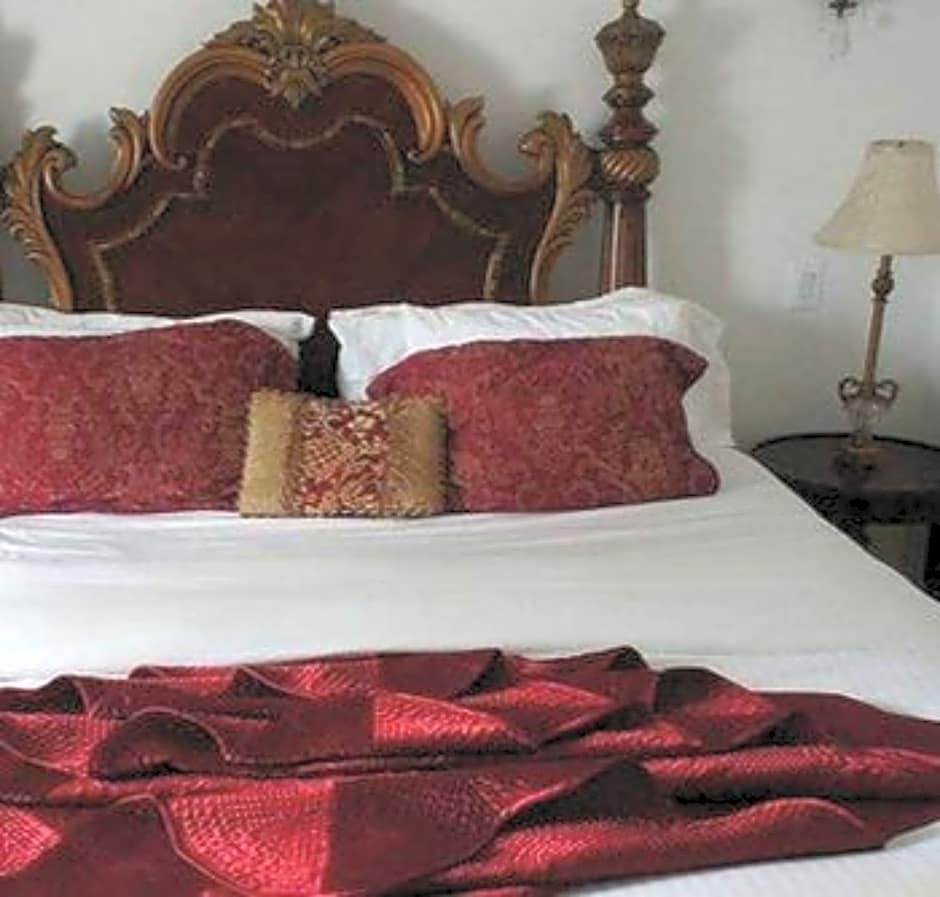 The Columbia Inn at Peralynna Manor