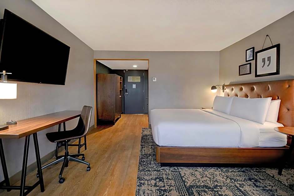 Four Points by Sheraton Boston Newton