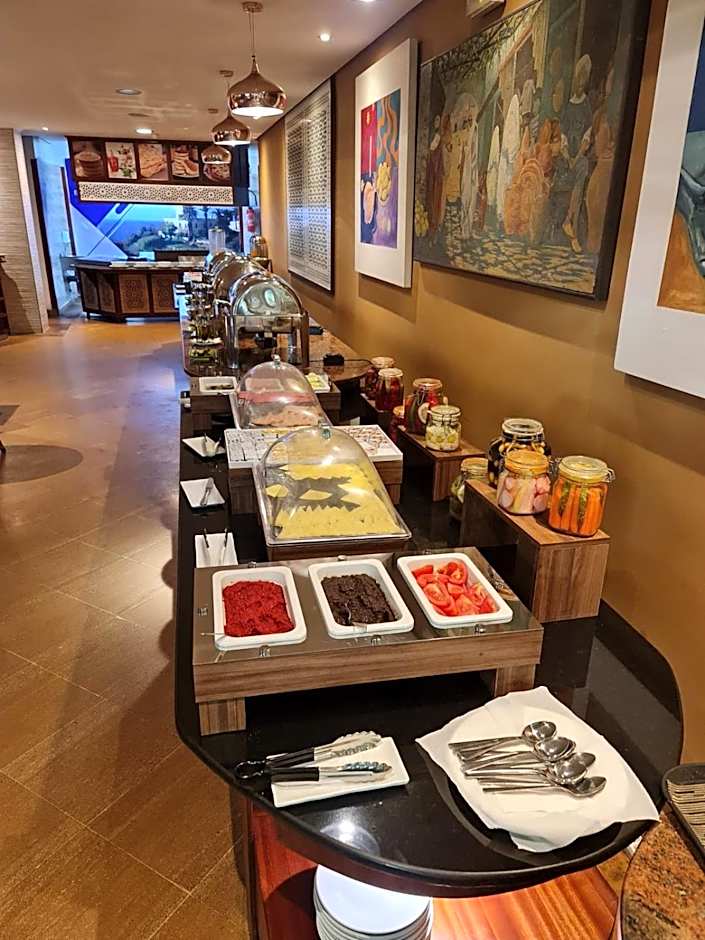 El Oumnia Puerto & Spa