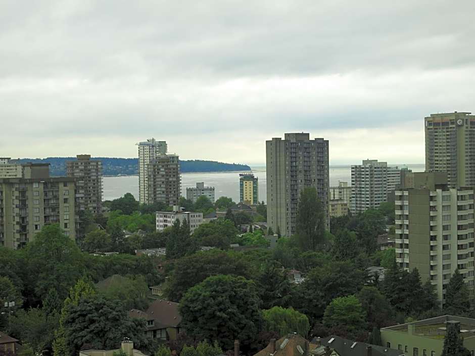 Tropicana Suite Hotel