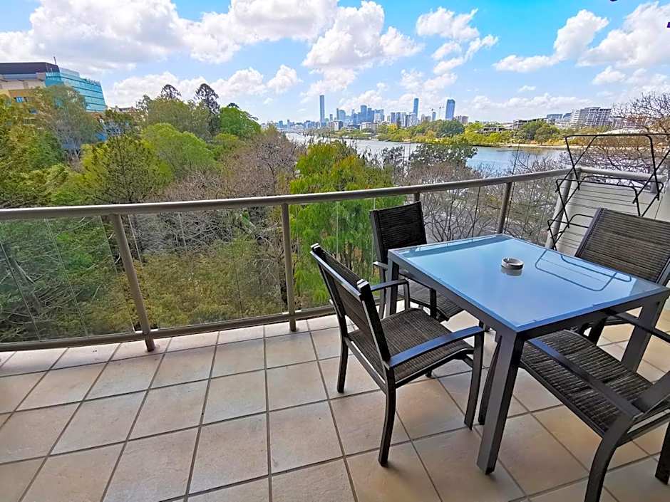 Inn on The Park Apartments