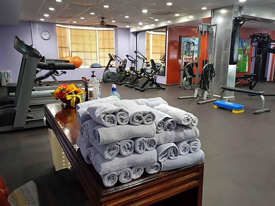 Radisson Fort George Hotel And Marina