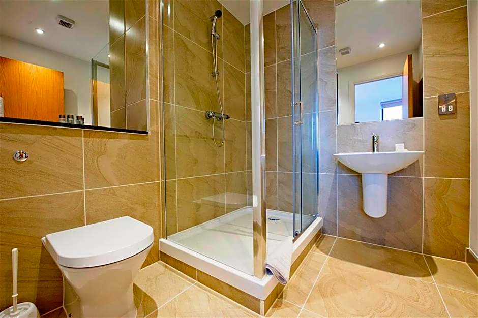 Tooley Street Apartments by Viridian Apartments