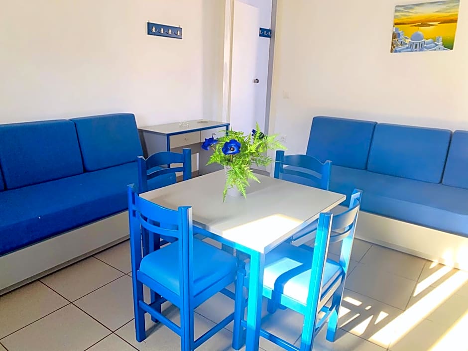 Kassavetis Center - Hotel Studios & Apartments