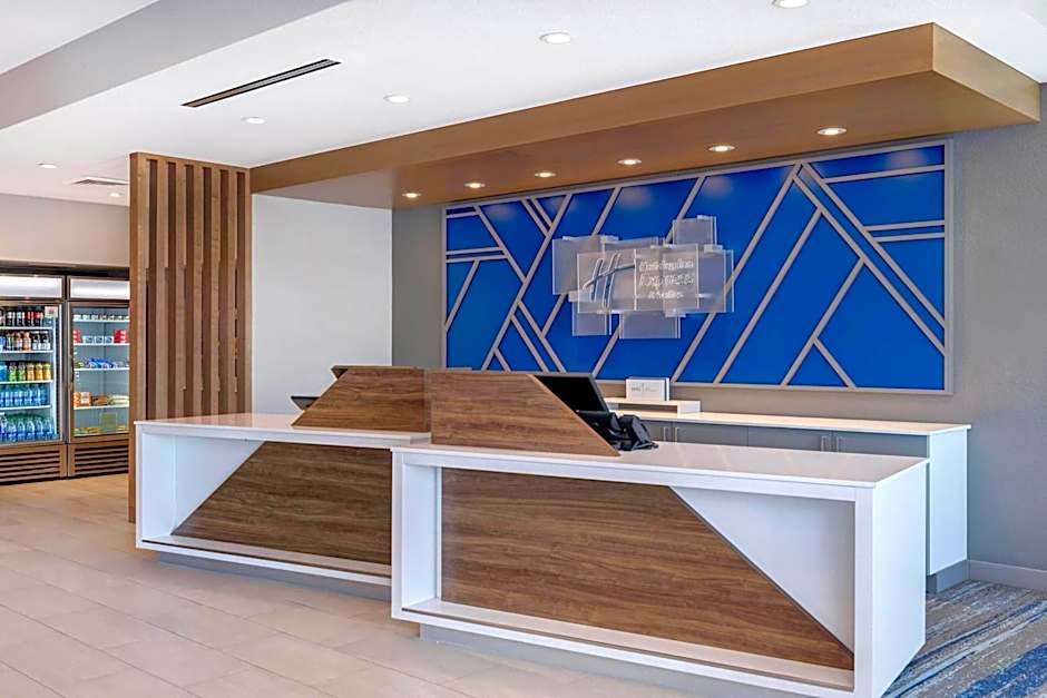 Holiday Inn Express & Suites Ontario - Chino Hills by IHG