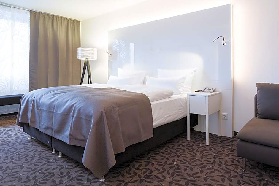 FourSide Plaza Hotel Trier, Trademark Collection by Wyndham