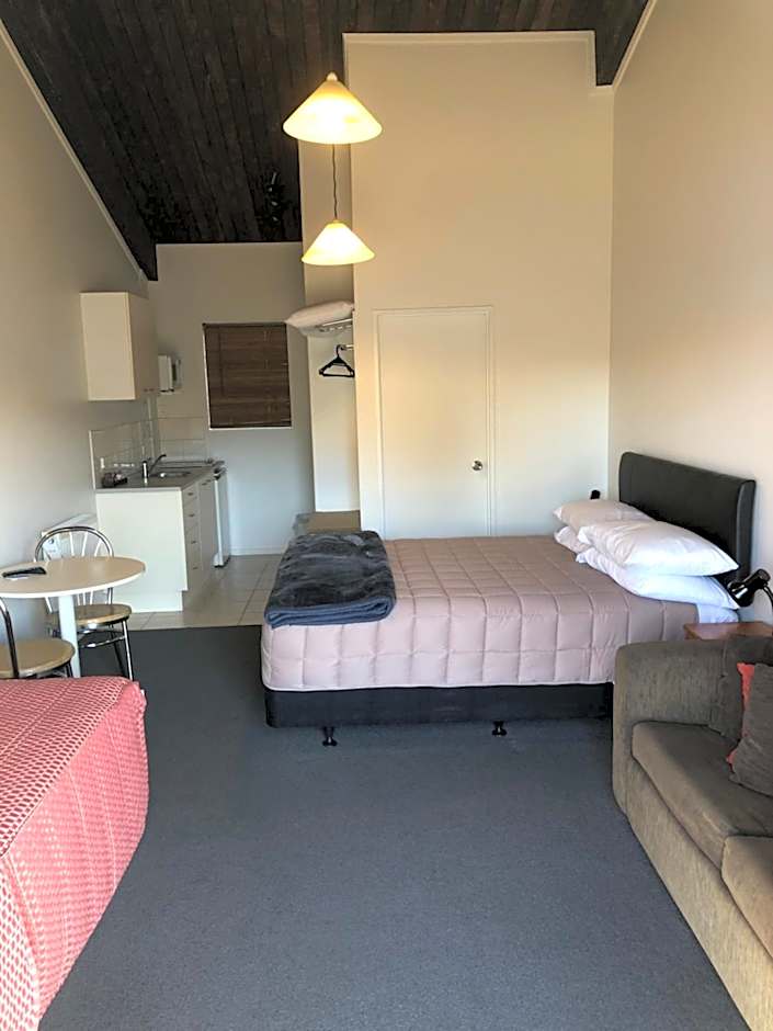 Photo 1 of 6 of Deluxe Studio