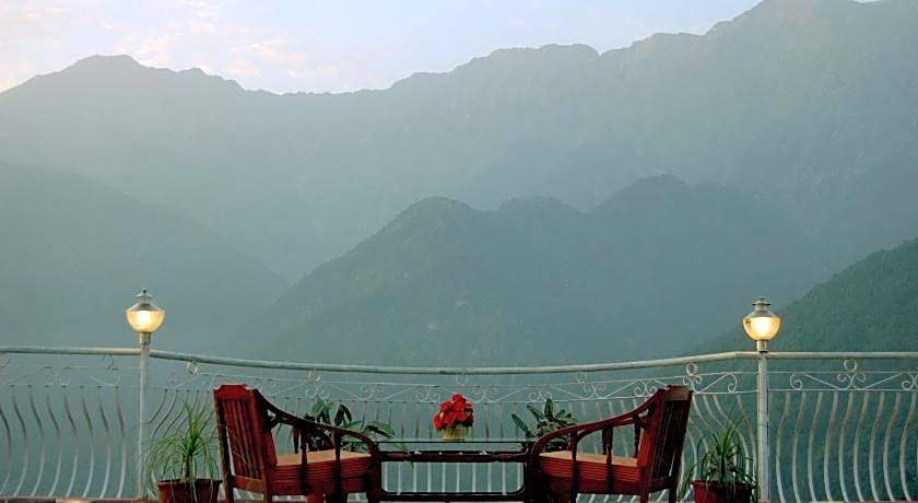 Hotel Victoriya Palace