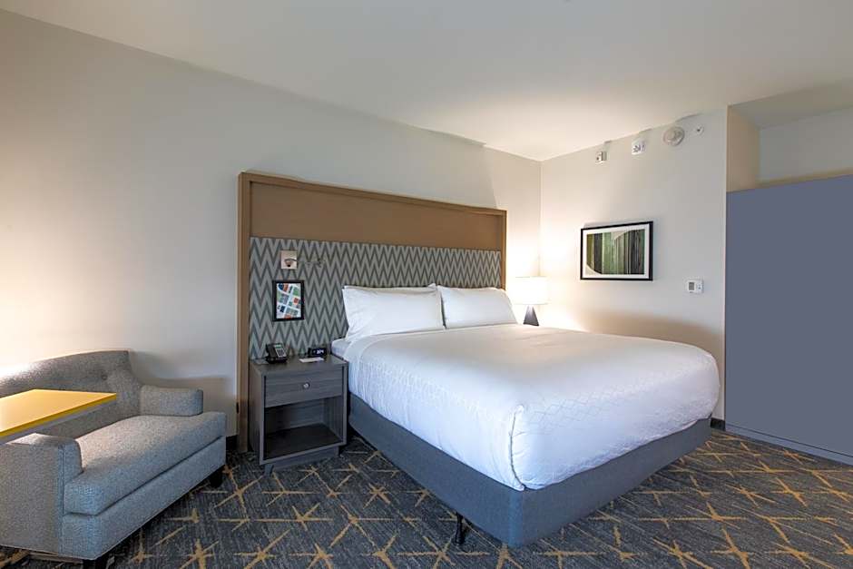 Holiday Inn Greenville - Woodruff Road By IHG