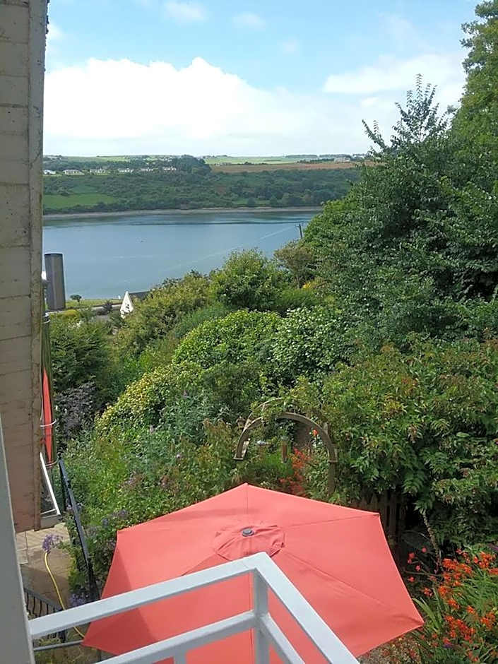 Rocklands House Bed and Breakfast