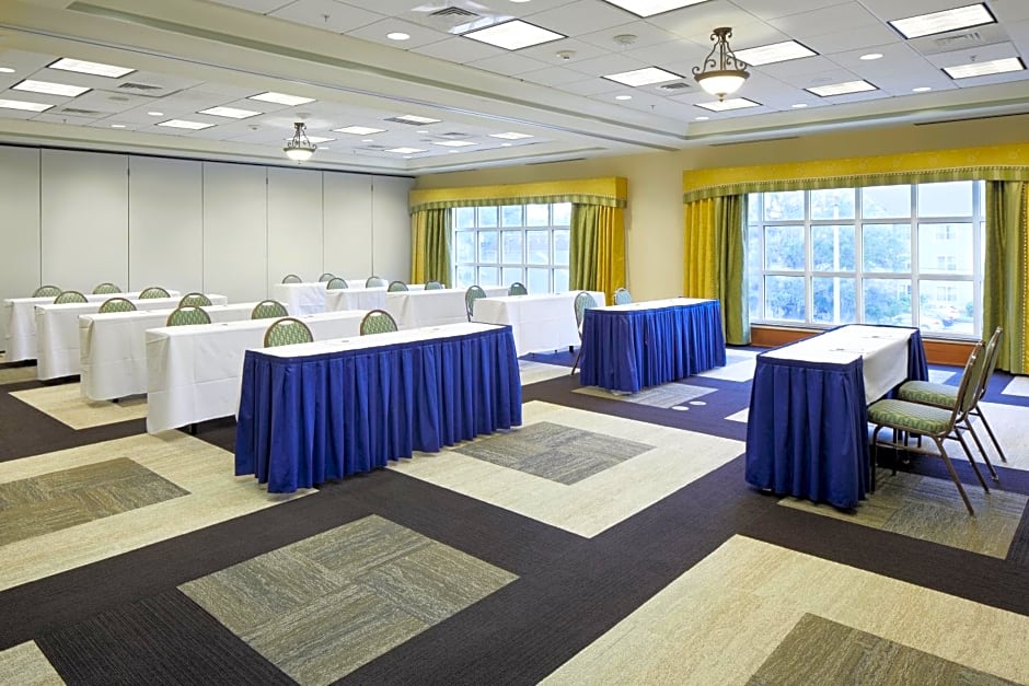 Hampton Inn & Suites Savannah/Midtown
