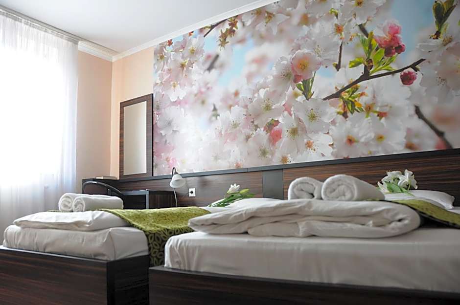 Green Hotel Budapest