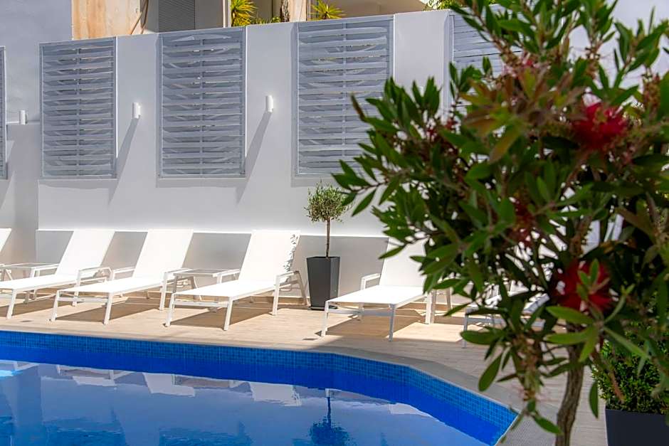 Naiades Marina Hotel