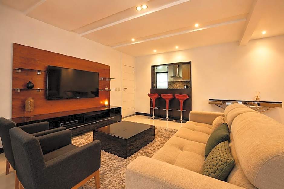 Comfortable 3 Bedrooms: Side Sea View