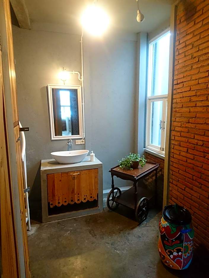 Shelter Hostel Malang