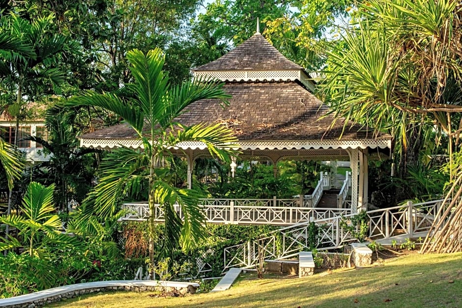 Hibiscus Lodge Hotel