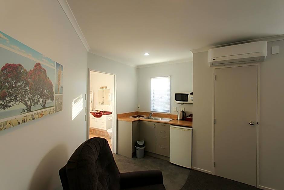 BK's Magnolia Motor Lodge