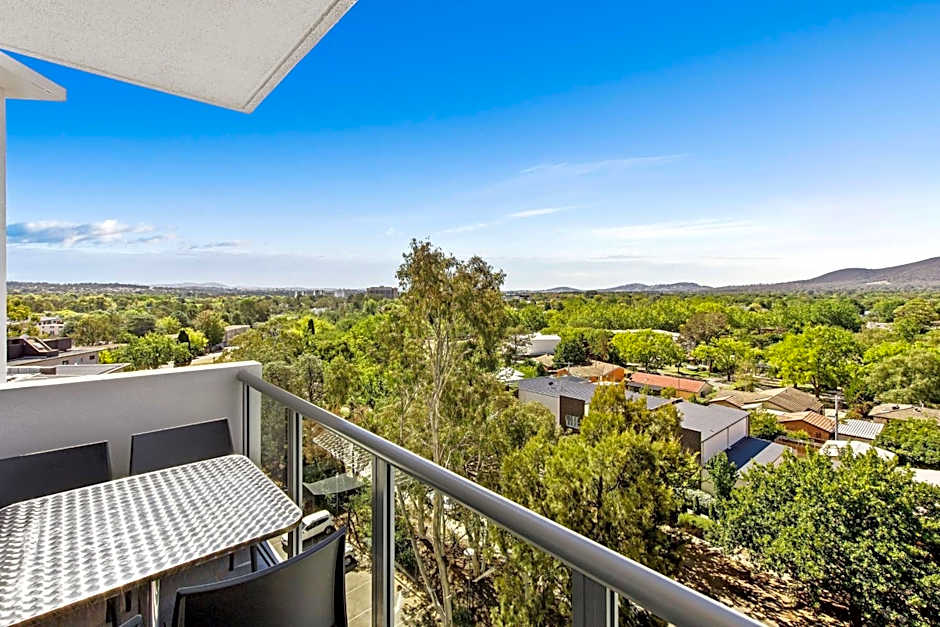 Adina Serviced Apartments Canberra, Dickson