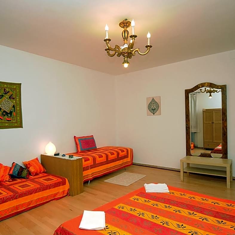 B&B Arabesque