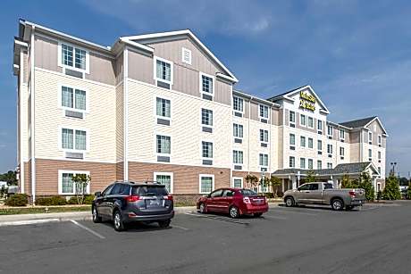 MainStay Suites Jacksonville near Camp Lejeune