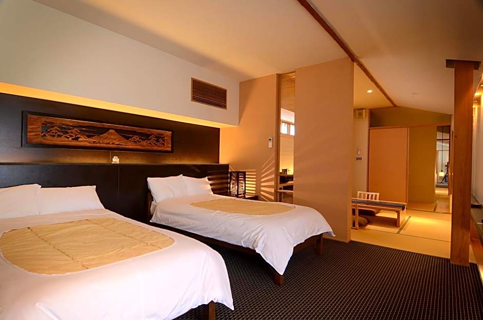 AKARI et KAORI formerly Taizanso