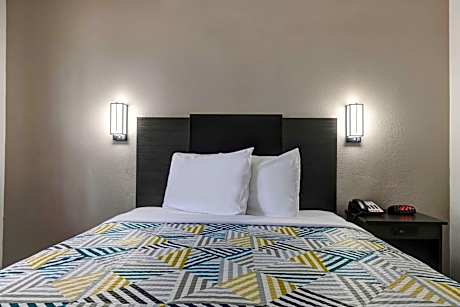 Deluxe Queen Room - Smoking