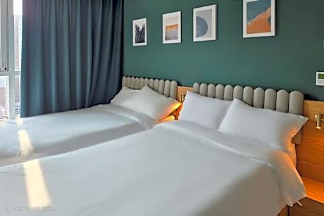 Superior Twin (Weekly Special)