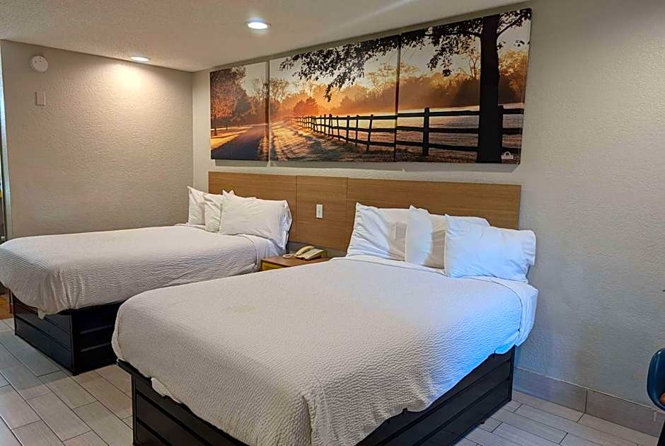 Days Inn by Wyndham Arcadia Louisiana